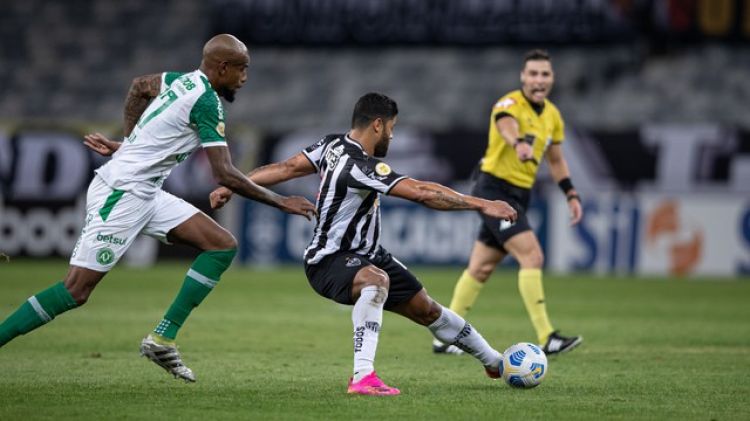 Atlético empata com a Chapecoense e desperdiça a chance de entrar no G-4 do Campeonato Brasileiro