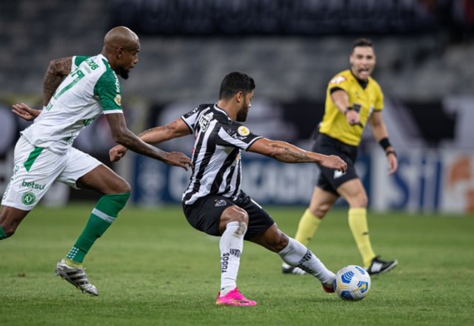 Atlético empata com a Chapecoense e desperdiça a chance de entrar no G-4 do Campeonato Brasileiro
