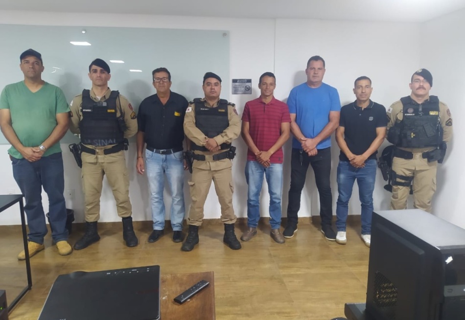 CONCEIÇÃO DO PARÁ/MG – POLÍCIA MILITAR PARTICIPA DE ENCONTRO SOBRE PREVENÇÃO A DELITOS CONTRA O PATRIMÔNIO