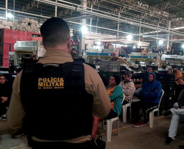 PERDIGÃO/MG – POLÍCIA MILITAR REALIZA PALESTRA EDUCATIVA SOBRE SEGURANÇA NO TRÂNSITO