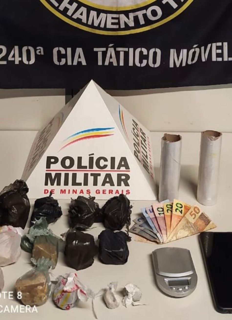 Menor é apreendido em Divinópolis com 10 pedras de crack e três buchas de maconha