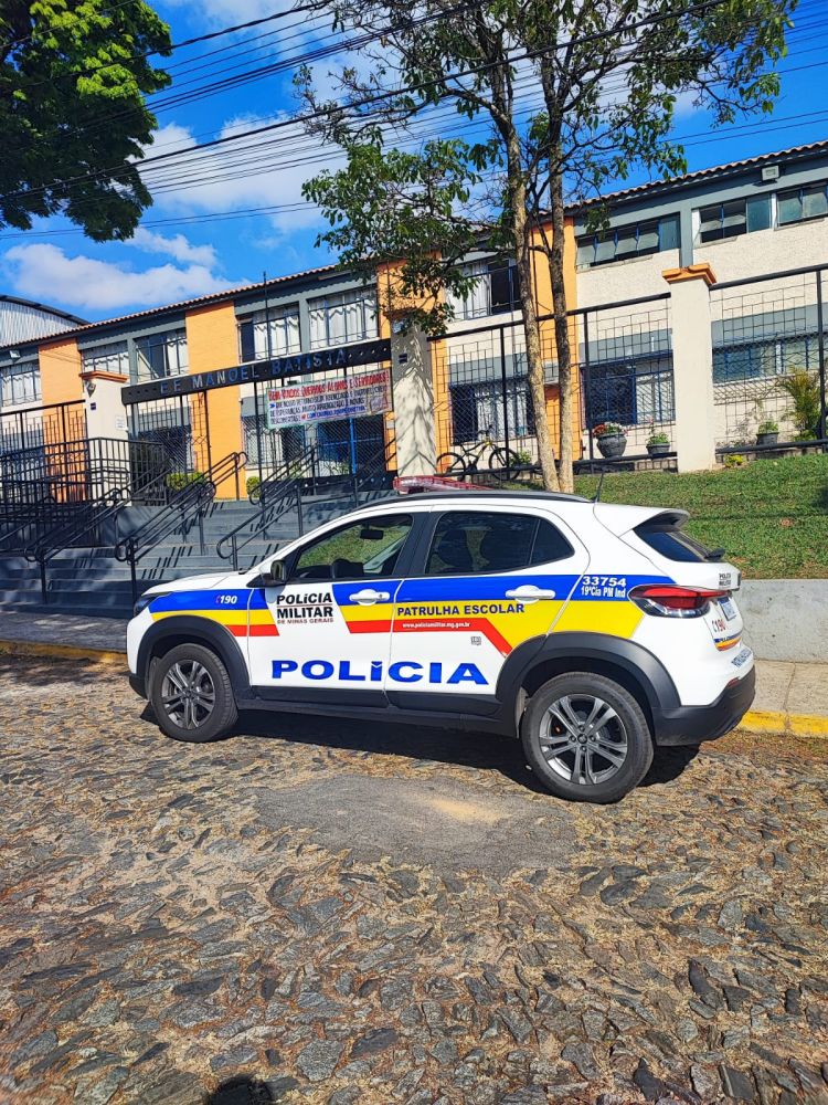 PATRULHA ESCOLAR SEGUE REALIZANDO POLICIAMENTO PREVENTIVO NAS INSTITUIÇOES DE ENSINO DE PARÁ DE MINAS.