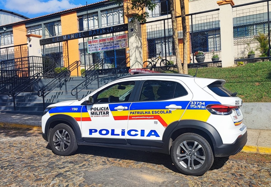 PATRULHA ESCOLAR SEGUE REALIZANDO POLICIAMENTO PREVENTIVO NAS INSTITUIÇOES DE ENSINO DE PARÁ DE MINAS.