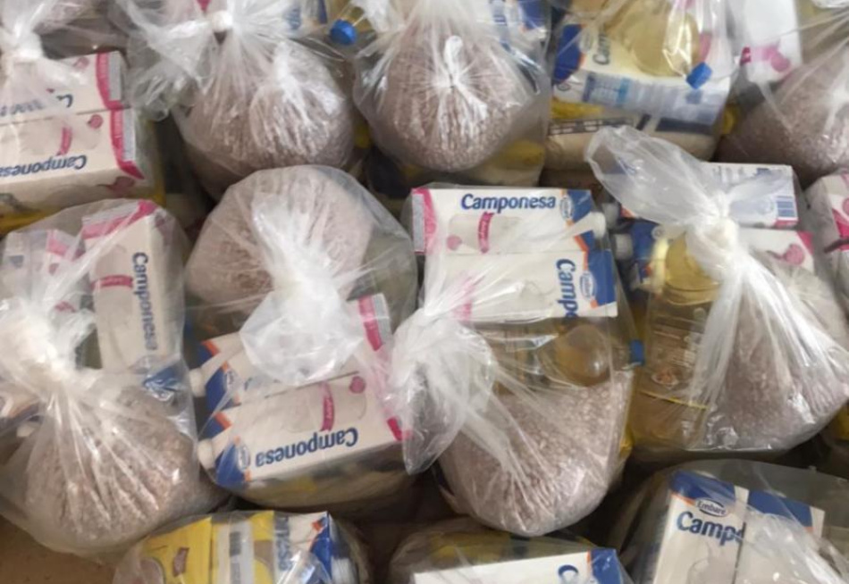 Prefeitura de Pará de Minas faz distribuição de kits de merenda escolar