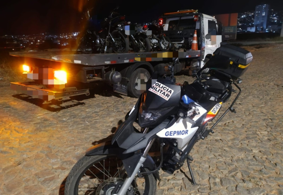 Polícia Militar realiza Operação "Cavalo de Aço" em Nova Serrana