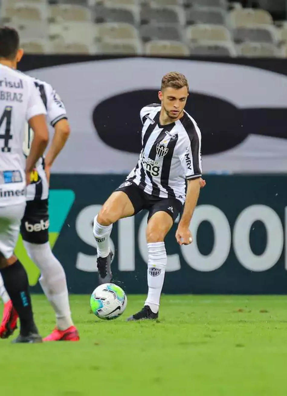 Para continuar sonhando com o título do Campeonato Brasileiro, Atlético enfrenta o Grêmio em Porto Alegre