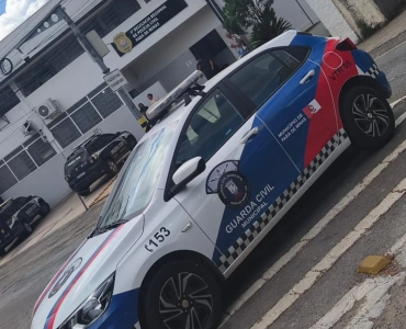 Guarda Civil municipal é acionada após aluno de 15 anos arrombar armário em escola