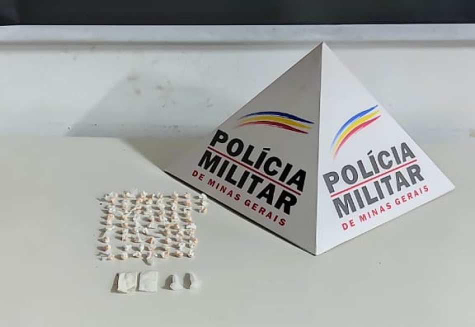 Rapaz é preso em Nova Serrana acusado de tráfico de drogas