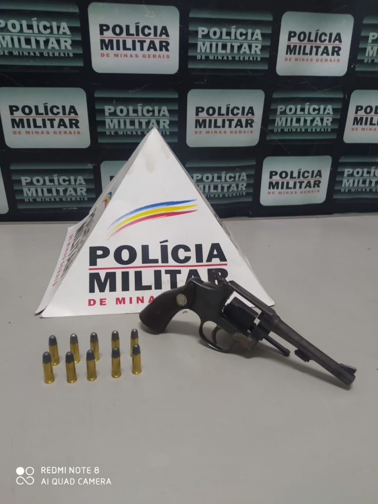 Denunciado por tráfico de drogas é preso em Pará de Minas com um revólver e munições