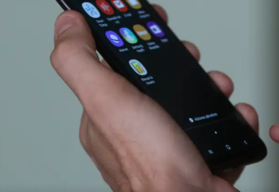Proibição do uso de celular em sala melhora atenção dos alunos