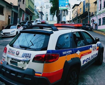PITANGUI/MG – FORAGIDO DA JUSTIÇA É DETIDO PELA POLÍCIA MILITAR DURANTE PATRULHAMENTO