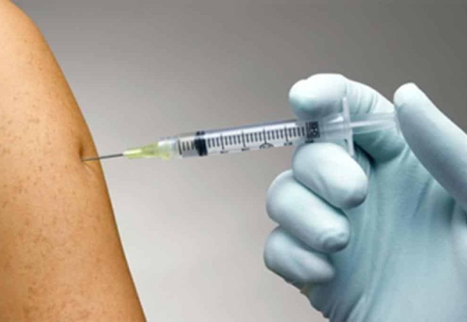 Cientistas russos anunciaram nesta segunda-feira que vacina Sputnik V protegeu casos graves da Covid-19