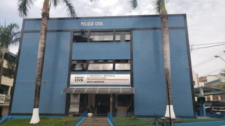 Suspeito de crime de homicídio consumado é detido pela polícia em Nova Serrana