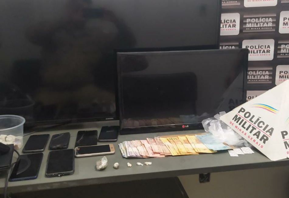 Mulher é presa em Bom Despacho após roubar celular