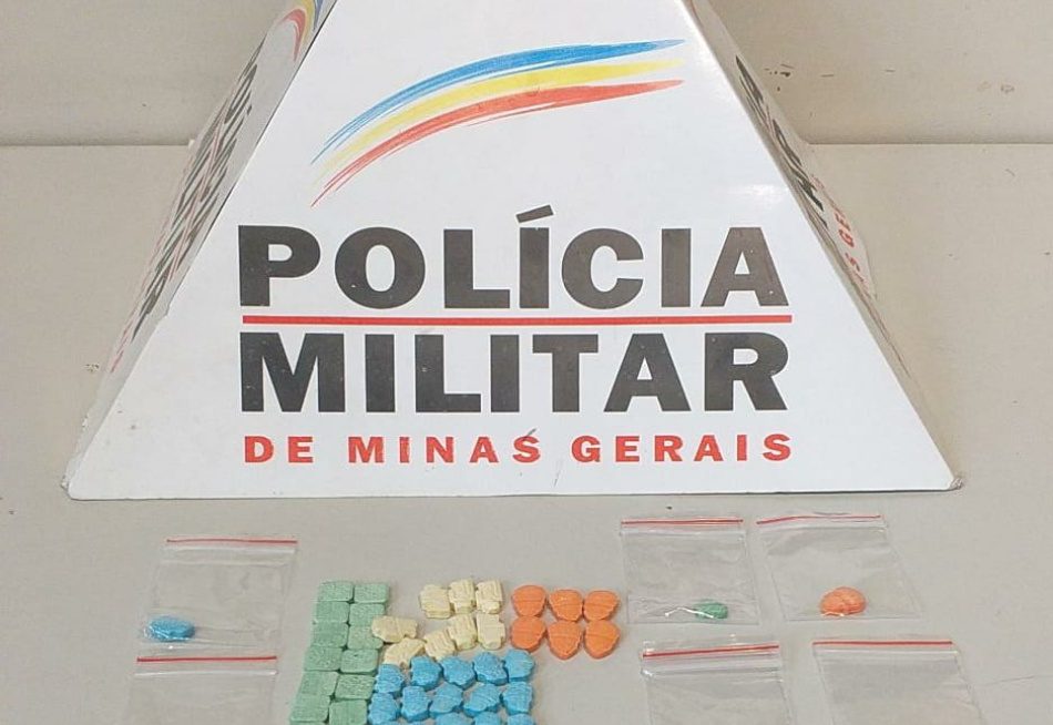 Homem é preso em Divinópolis com 58 comprimidos de ecstasy e duas buchas de maconha