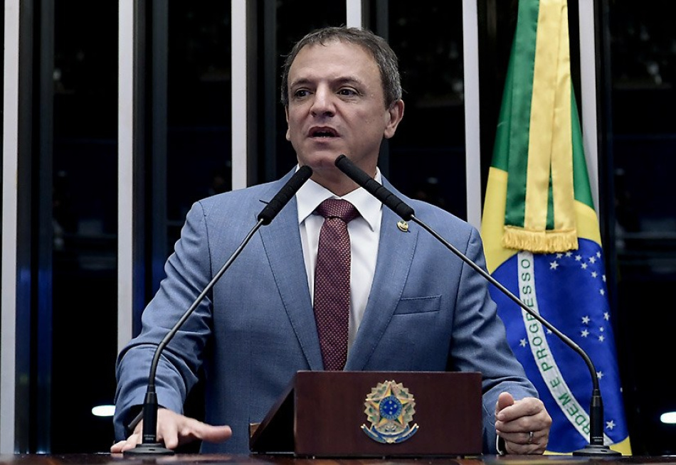 Relator da PEC Emergencial desiste de apresentar relatório da proposta neste ano