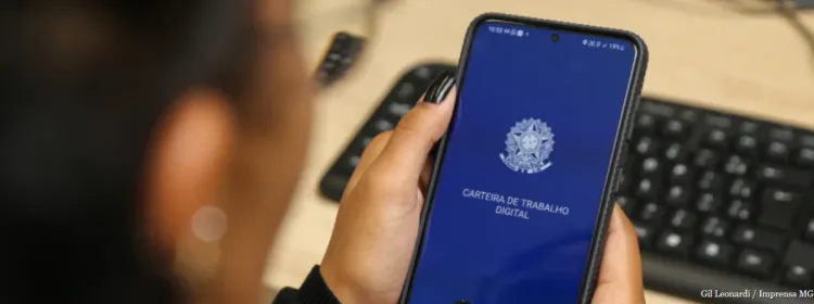 Minas acelera a geração de empregos em 2025