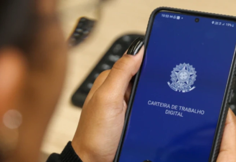Minas acelera a geração de empregos em 2025