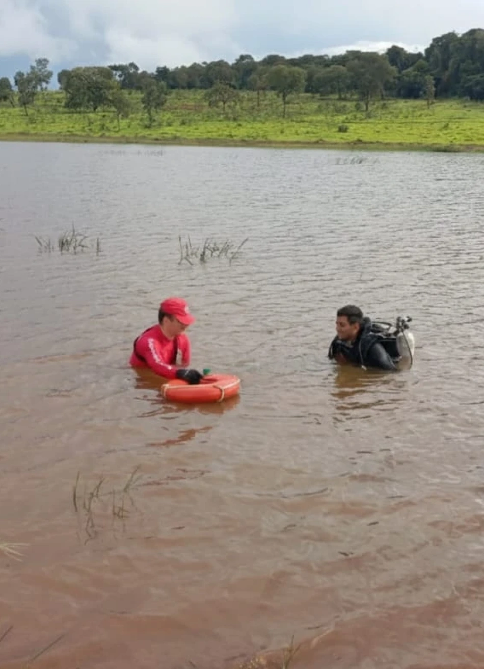 Corpo de Bombeiros localiza vítima de afogamento em lagoa na zona rural de Papagaios