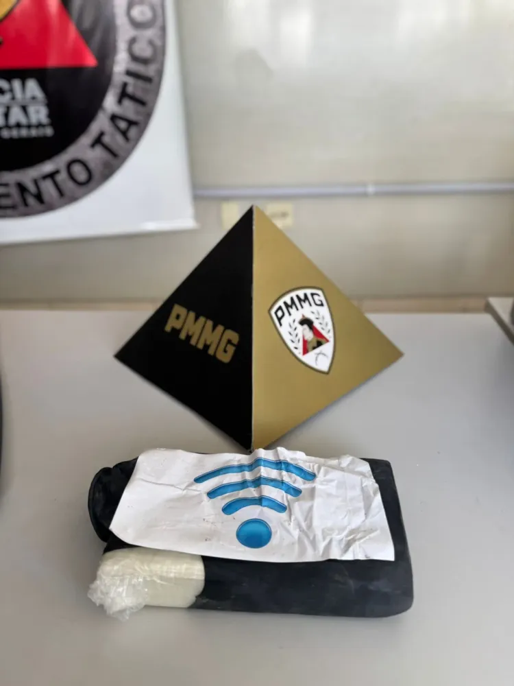 Pará de Minas – Polícia Militar apreende cerca de 1 kg de cocaína no bairro São Cristóvão