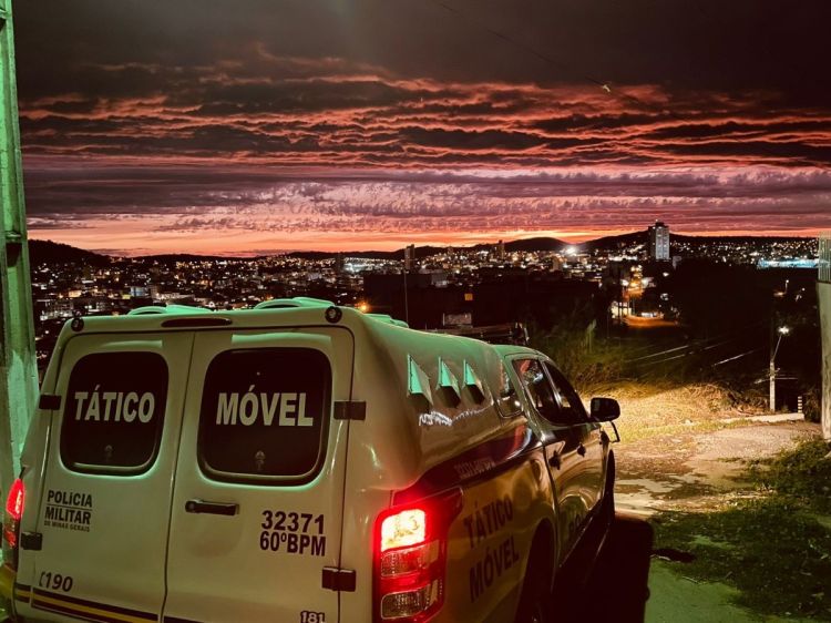 Nova Serrana: Polícia Militar prende homem foragido da justiça.