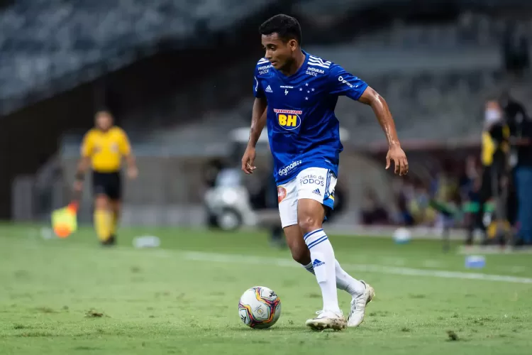 Cruzeiro empata em casa com o Figueirense e se distancia do grupo dos quatro primeiros colocados da Série B