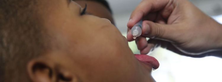 Governo de Minas está preocupado com o baixo índice de vacinação de crianças contra a poliomielite