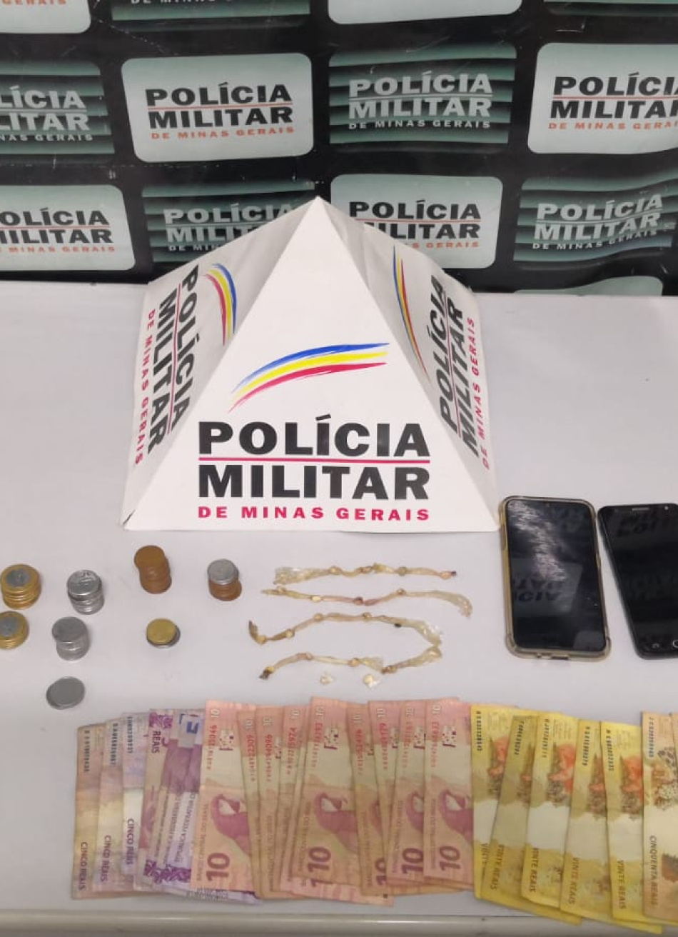 Polícia Militar prendeu casal com pedras de crack no bairro São Paulo