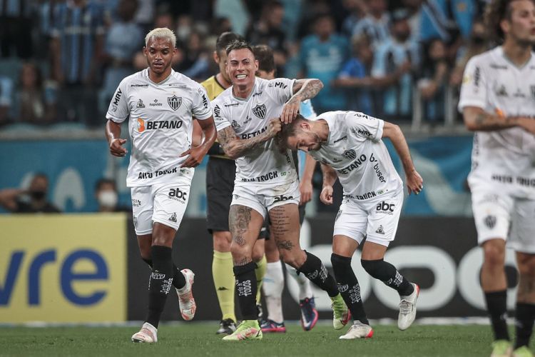 Com time alternativo, Atlético é derrotado pelo Grêmio em seu último jogo pelo Campeonato Brasileiro