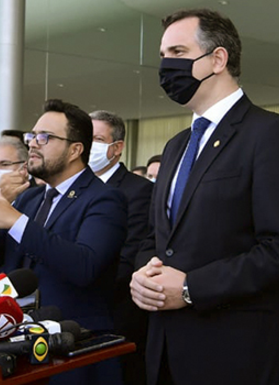 Romeu Zema vai a Brasília e pede esforço internacional para a compra de medicamentos e vacinas contra a Covid