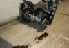 Motociclista perde controle da direção e colide contra muro na Avenida Professor Melo Cançado