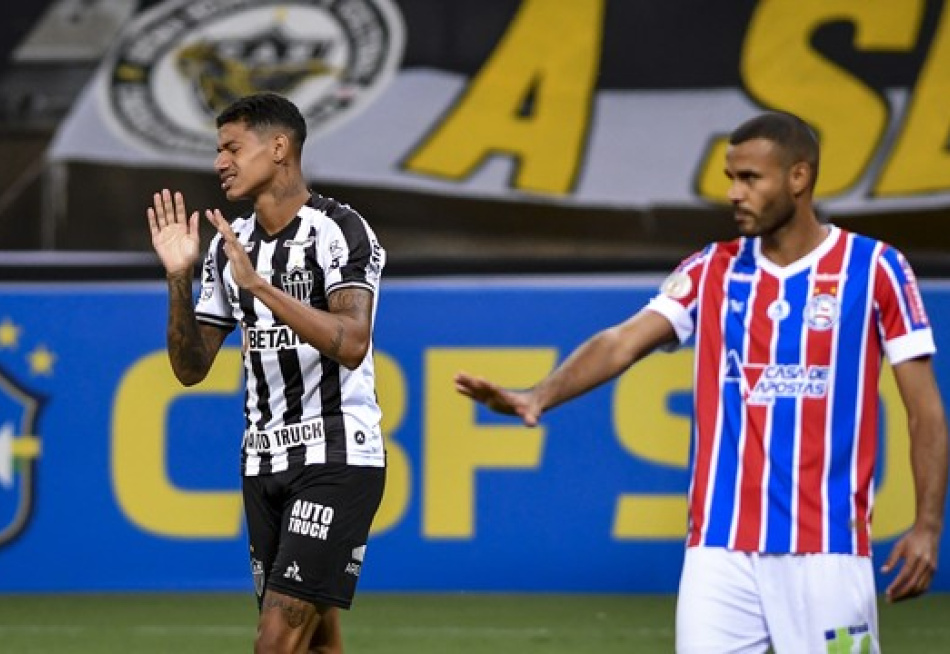 Atlético empata com o Bahia no Mineirão e diminui ainda mais suas chances de brigar pelo título do Campeonato Brasileiro