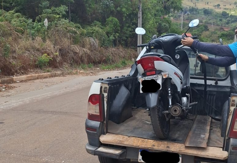 PM RECUPERA MOTONETA FURTADA