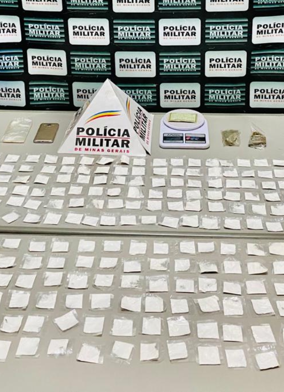 Homem é preso no bairro São Cristovão com 236 papelotes de cocaína