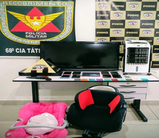 POLÍCIA MILITAR APREENDE MATERIAIS ROUBADOS E DETÉM SUSPEITOS EM PITANGUI