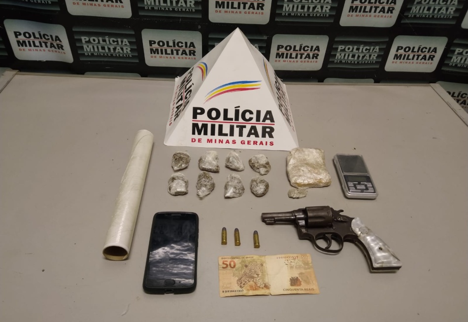 Acusado de tráfico de drogas é preso no bairro Padre Libério com drogas e um revólver