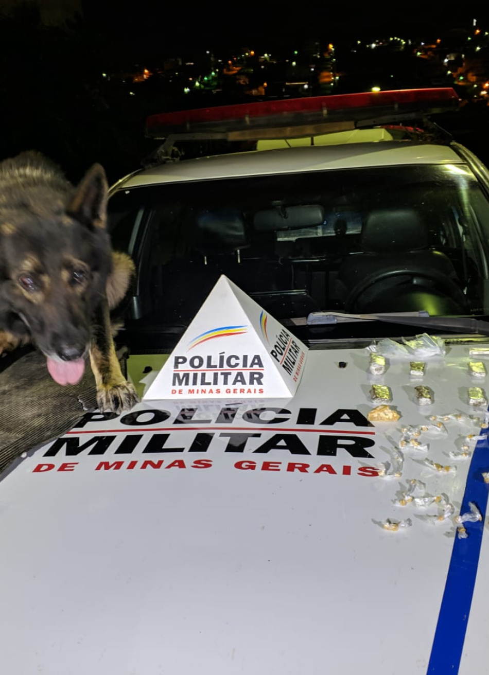 Dupla é presa em Divinópolis com 81 pedras de crack e 10 tabletes de maconha