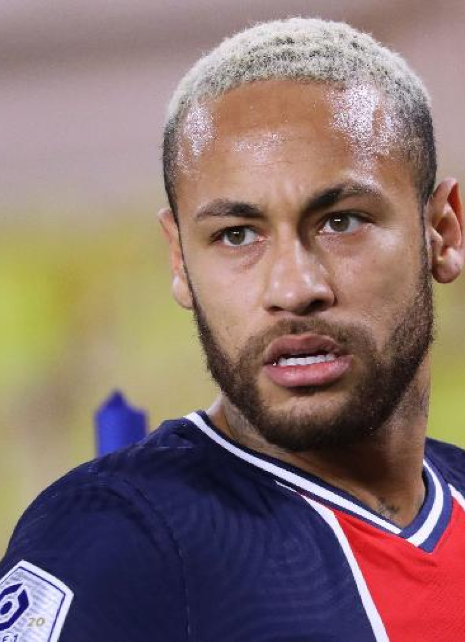 Atacante Neymar é um dos 11 indicados para o prêmio de melhor jogador do mundo