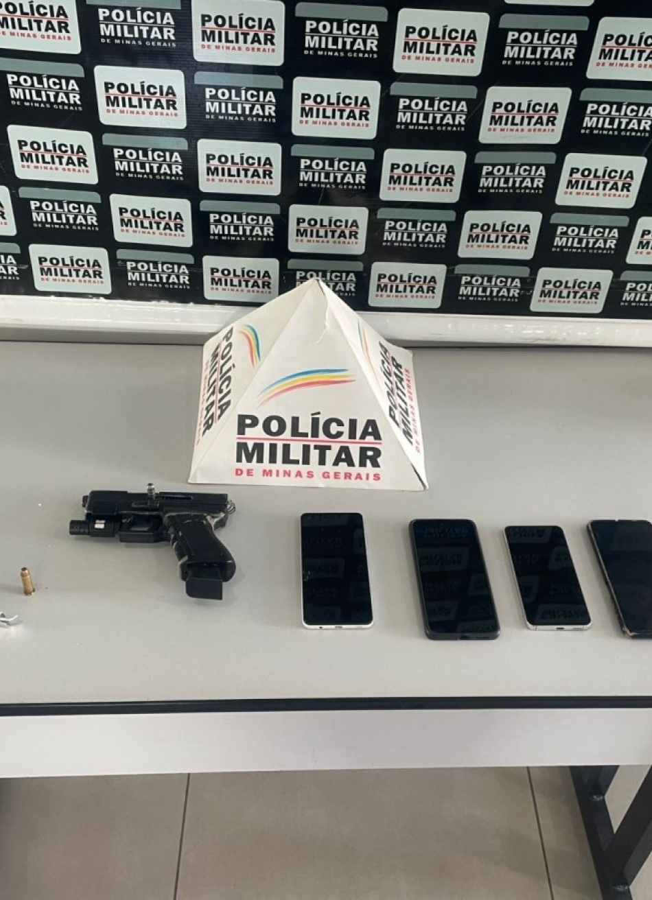 Polícia Militar apreende adolescentes e recupera automóvel roubado em Nova Serrana (MG)