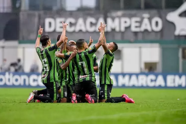 América vence o Brasil de Pelotas de virada e assume a vice-liderança da Série B