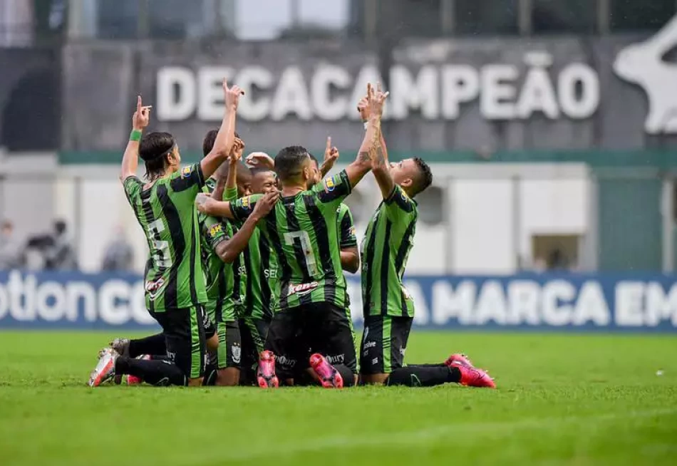 América vence o Brasil de Pelotas de virada e assume a vice-liderança da Série B