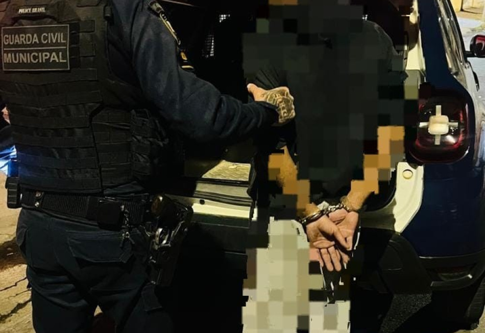 Guarda Civil Municipal detém homem sob efeito de álcool após acidente de trânsito