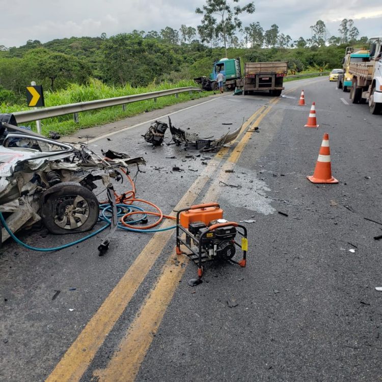 Corpo de Bombeiros registra dois acidentes na MG-050, entre as cidades de Divinópolis e Formiga