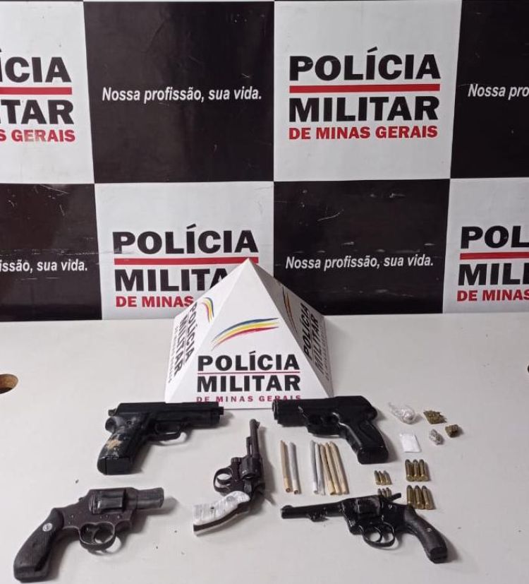 Polícia Militar acaba com baile funk e apreende diversas drogas e armas de fogo em Nova Serrana