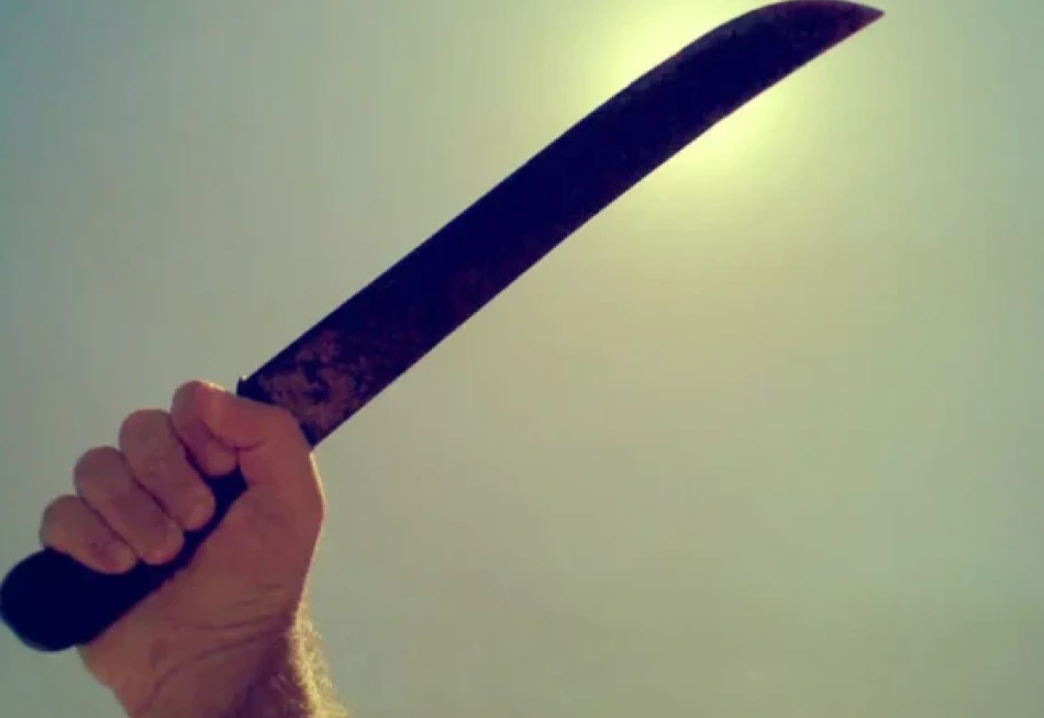 São José da Varginha: homem é brutalmente agredido com facão e enxada; suspeito é preso e outros dois fogem