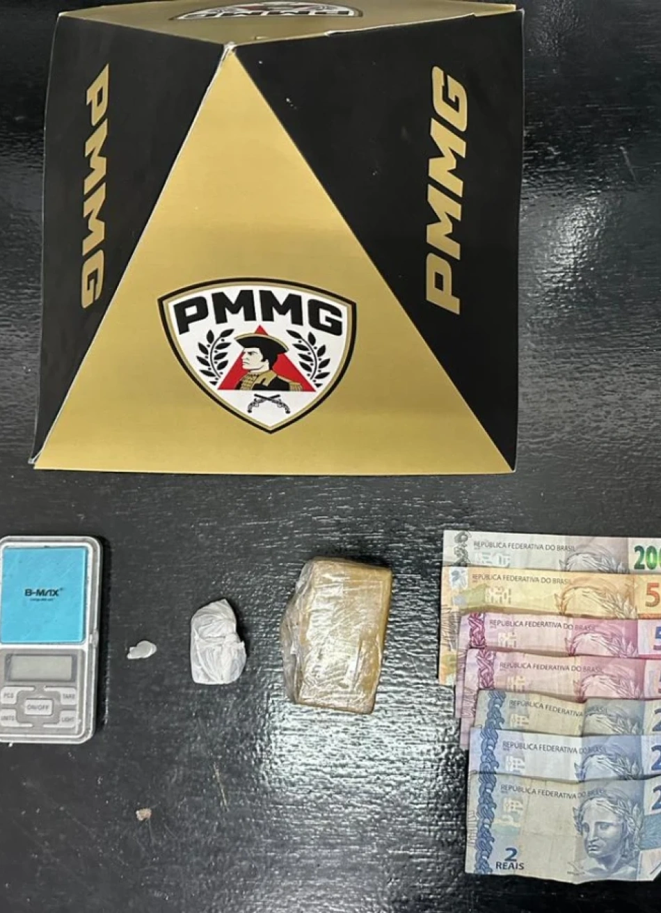 Depois de intensa perseguição, homem é preso por tráfico.