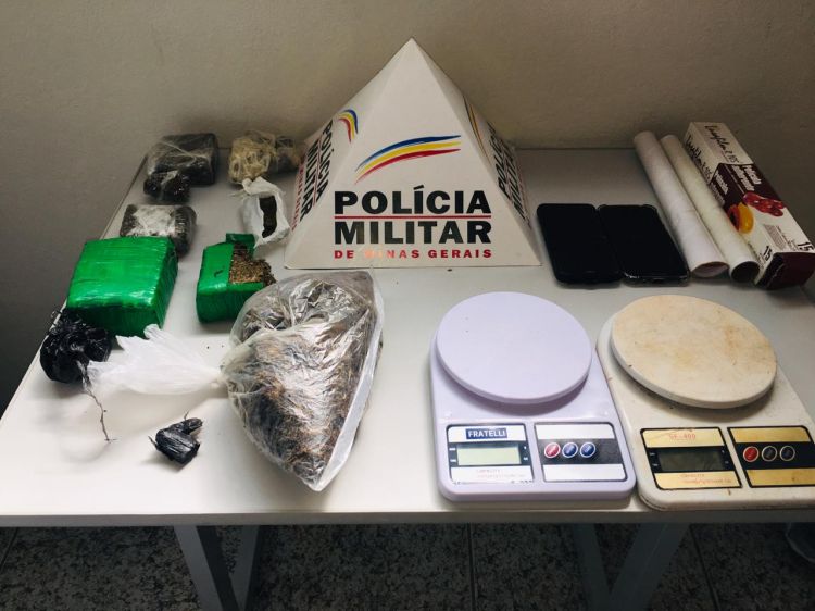 Polícia Militar faz apreensão de grande quantidade de maconha em São José da Varginha