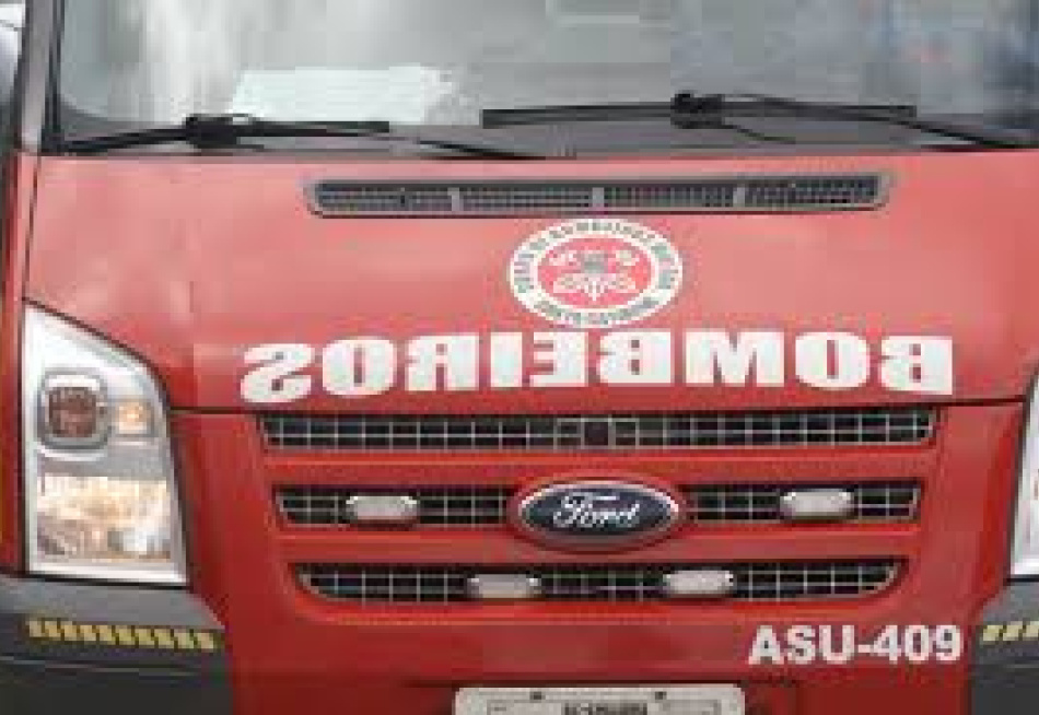 Duas pessoas morreram carbonizadas em Pitangui após um acidente de moto