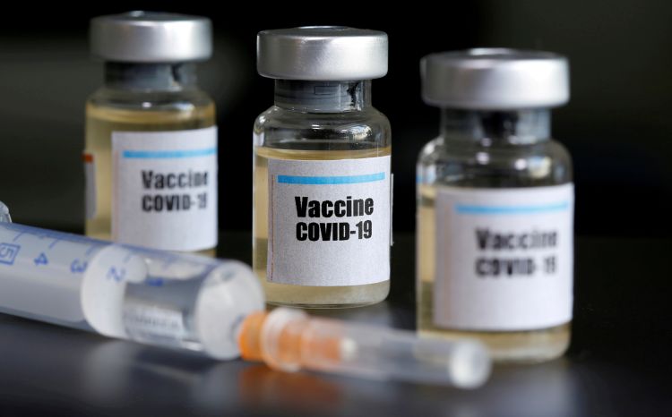 Reino Unido poderá disponibilizar vacina contra Covid-19 antes do Natal