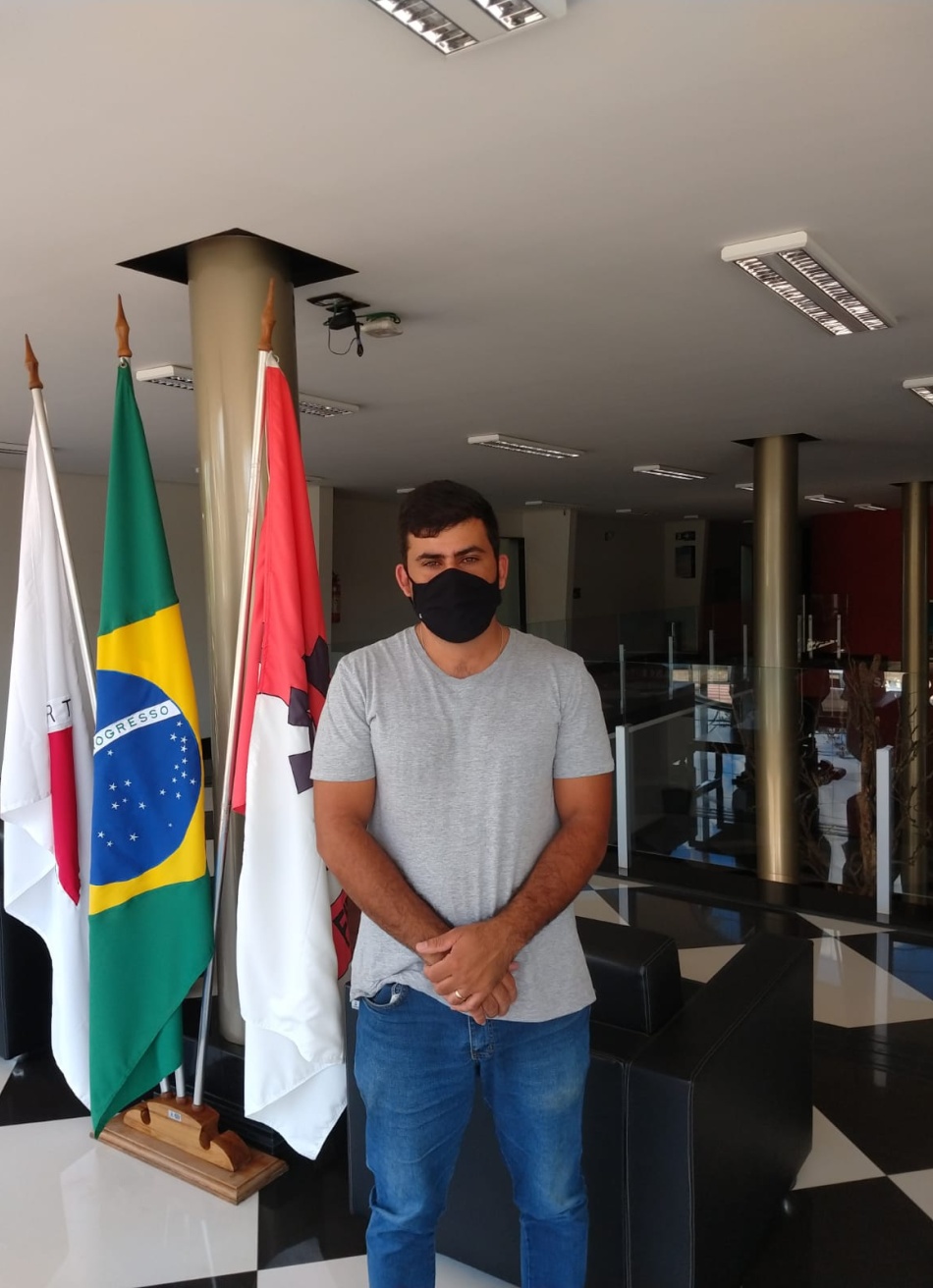 Presidente da Câmara Municipal defende projeto que faz a recomposição do salário de agentes políticos